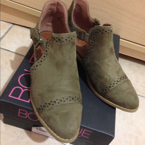 Boutique Sz. 6 Ankle Boots - Picture 1 of 6